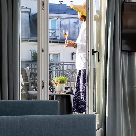 Louvre Montana Hotel 4*