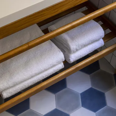Louvre Montana 4*