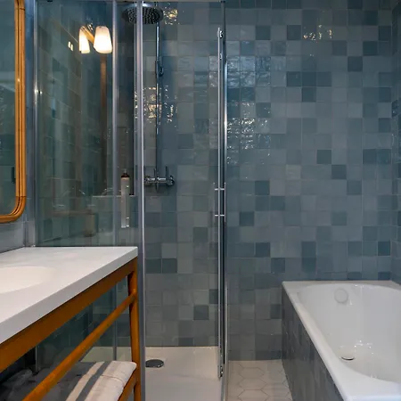 Louvre Montana 4* Париж