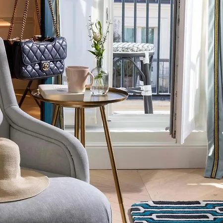 Отель Louvre Montana