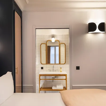 Louvre Montana Ξενοδοχείο 4*