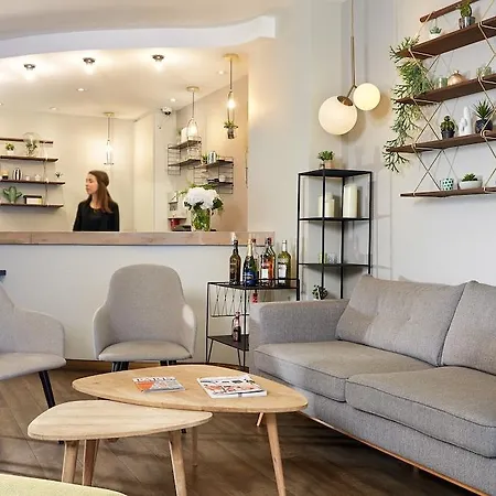 Louvre Montana Ξενοδοχείο 4*