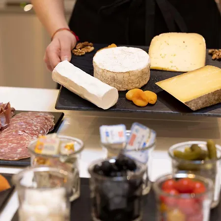 Louvre Montana 4* Париж