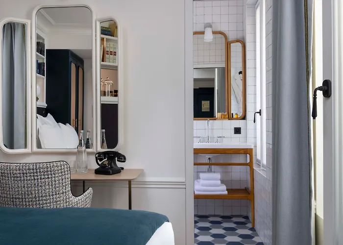 Louvre Montana Hotel Paris