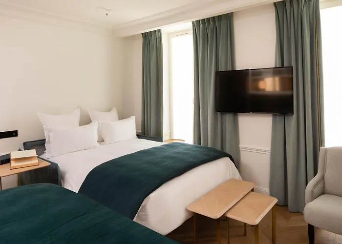 Louvre Montana Hotel Paris