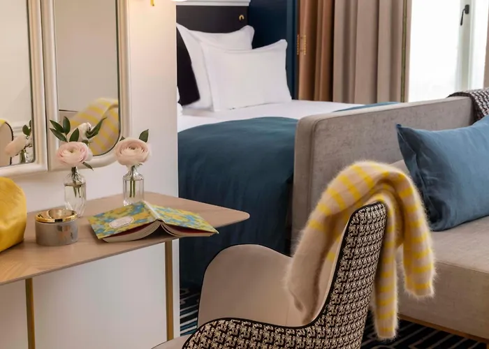 Louvre Montana 4* Paris