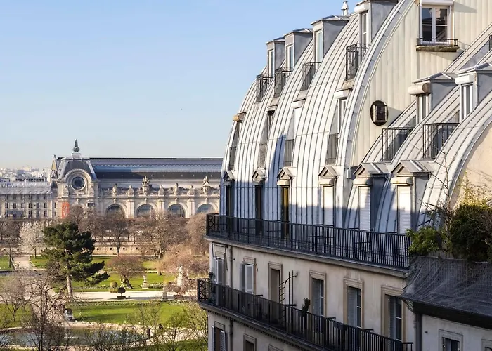 Hotel Louvre Montana