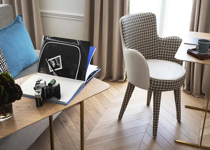 Hotel Louvre Montana Paris