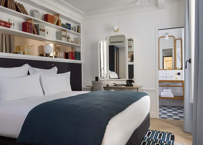 Louvre Montana Hotel 4*